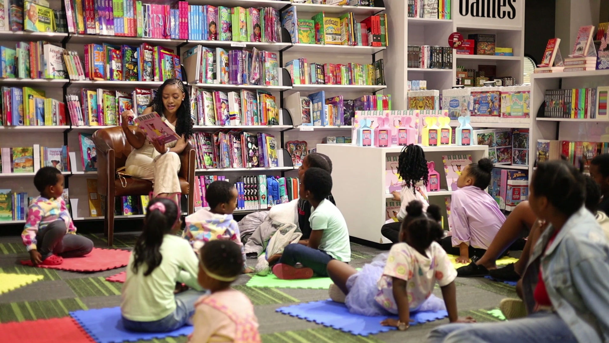 Soso and Her First Phone Book Launch